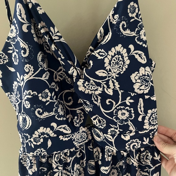 Cupshe Floral Dress - Picture 15 of 16